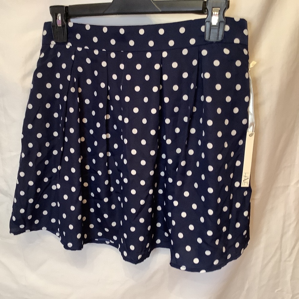 NWT HAVE‎ Navy lined polka Dot skirt size Medium